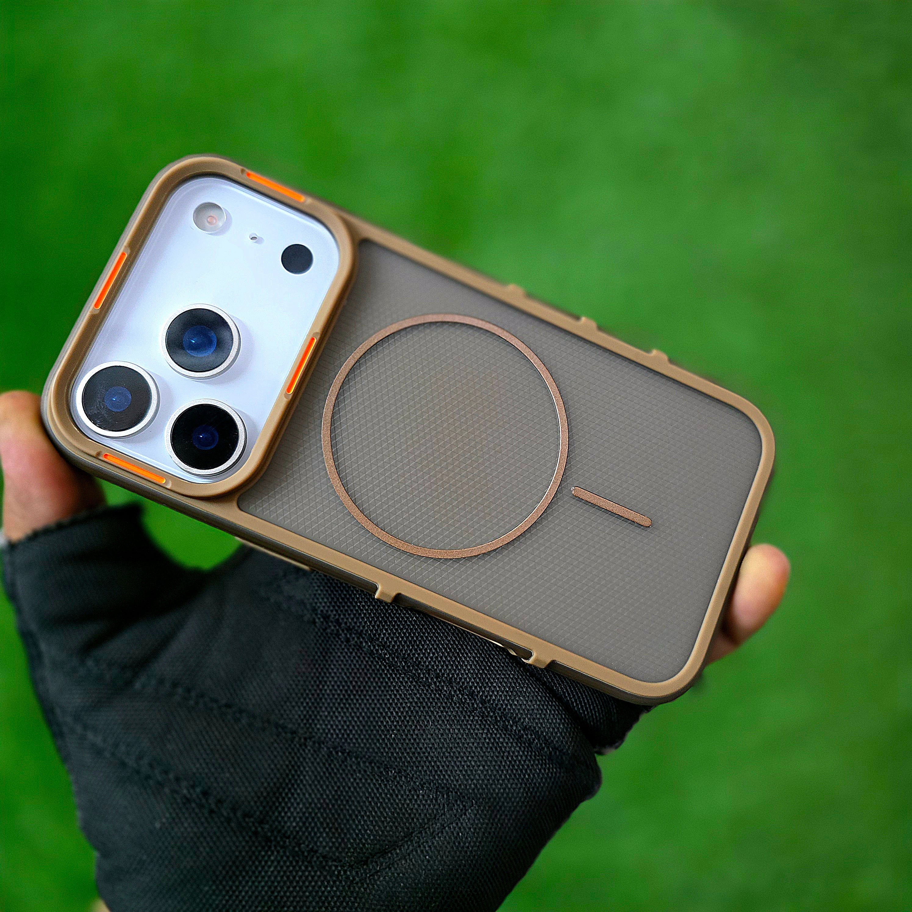 iPhone 17 Pro Hybrid Semi-Transparent Anti-Drop Back Cover with Magsafe - Desert Titanium